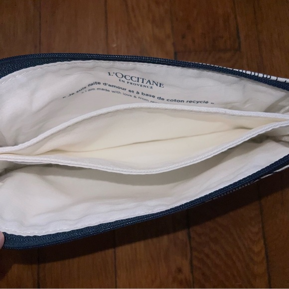 OMY pour L'OCCITANE EN PROVENCE Toile Print Zip-Up Beauty Case/Pouch. NWT - Picture 3 of 5